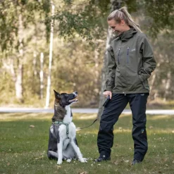 Arrak Outdoor Arrak Rain Jacket naisten sade- ja kuoritakki, musta New