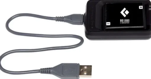 Black Diamond BD 1800 ladattava akku + USB-laturi Fashion
