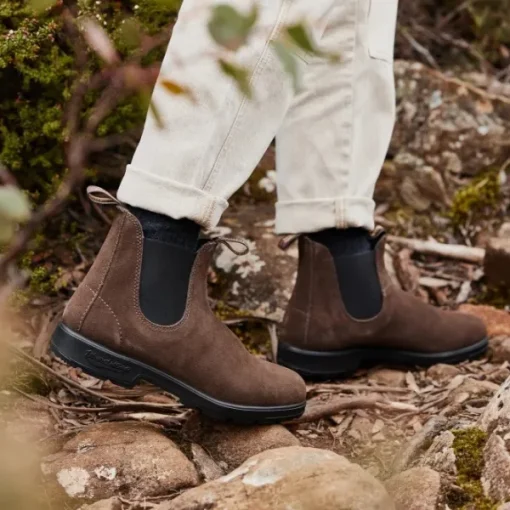 2410 Elastic Sided Boot Unisex kengät, Brown-Blundstone Fashion