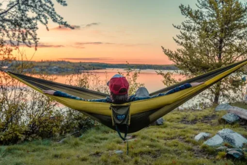Eno Hammock Eno DoubleNest Bluesign kahden hengen riippumatto, oliivi/vaaleanvihreä Hot