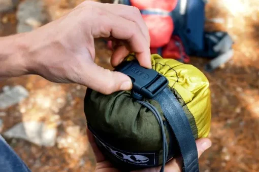 Eno Hammock Eno DoubleNest Bluesign kahden hengen riippumatto, oliivi/vaaleanvihreä Hot