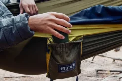 Eno Hammock Eno DoubleNest Bluesign Print kahden hengen riippumatto, Synthwave/Sapphire Clearance