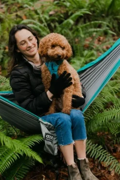 Eno Hammock Eno SingleNest Bluesign yhden hengen riippumatto, musta/tummanharmaa Outlet