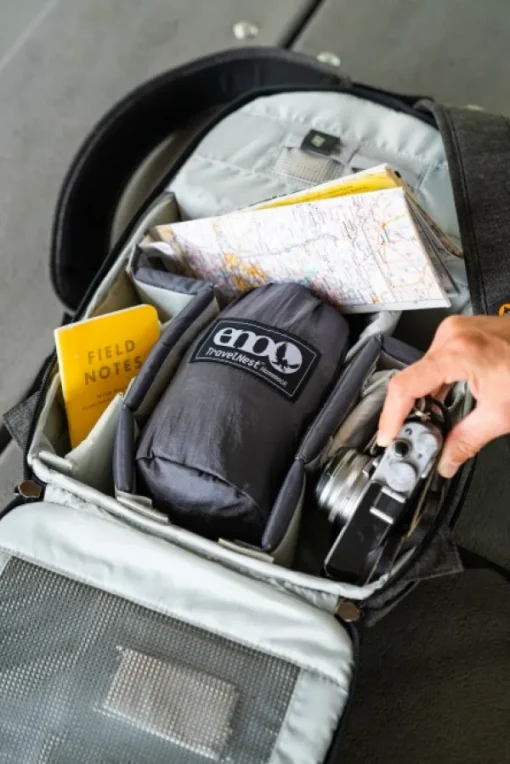 Eno TravelNest Hammock + Straps Combo riippumatto ja kiinnitysjärjestelmä, petrooli-Eno Hammock Hot