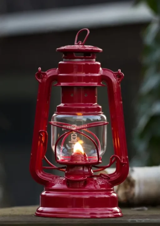 Storm Lantern 276 Punainen-Feuerhand Fashion