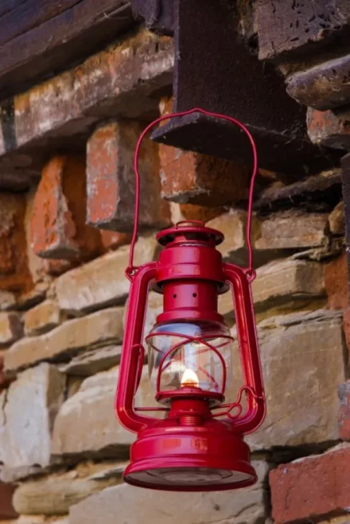 Storm Lantern 276 Punainen-Feuerhand Fashion