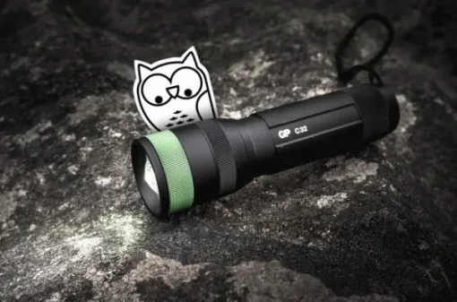 GP Discovery C32 Lupus taskulamppu, 300 lm-GP Lighting Outlet