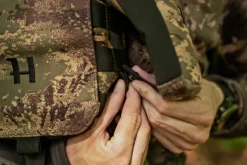 Härkila Deer Stalker Camo Bino Strap kiikarin kantolaukku valjailla, Axis MSP®Forest New