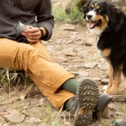 Keen Targhee III Mid Waterproof -vaelluskengät, musta/ruskea-Keen Footwear Fashion