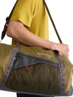 Klättermusen Mimer Duffelbag 40 L Raven Hot