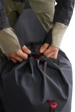 Klättermusen Raido 2.0 Backpack reppu, 55L, mustaharmaa Sale