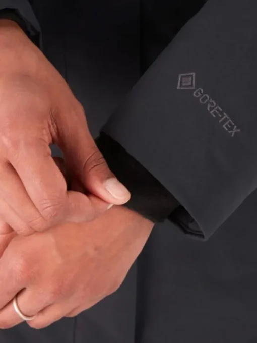 Marmot Oslo GORE-TEX naisten untuvatakki, musta Hot