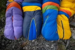 Ouray Long -naisten untuvamakuupussi, Arctic Navy/Dark Azure-Marmot Discount