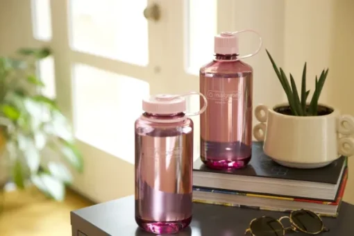 ympäristöystävällinen pullo, 1 L, Blossom Sustain-Nalgene Online
