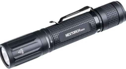 Nextorch E52C ladattava taskulamppu, 3000 lm 130g Fashion