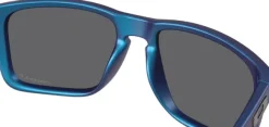 Holbrook XL Matte Cyan/Blue Colorshift Prizm Black Polar Aurinkolasit-Oakley Best