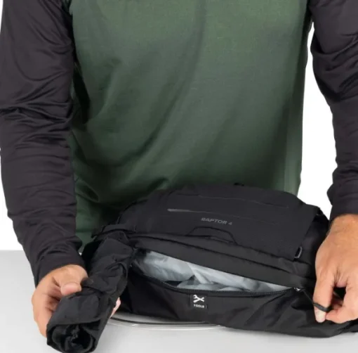 Osprey M's Raptor 4 Black Clearance