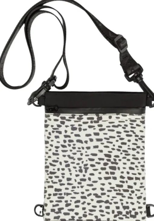PAIKKA Treat Pouch 2.0 Fluorescent makupalapussi Outlet