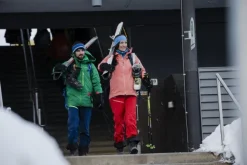 Vaude Back Bowl Pants IV naisten lasketteluhousut, tummansininen Discount